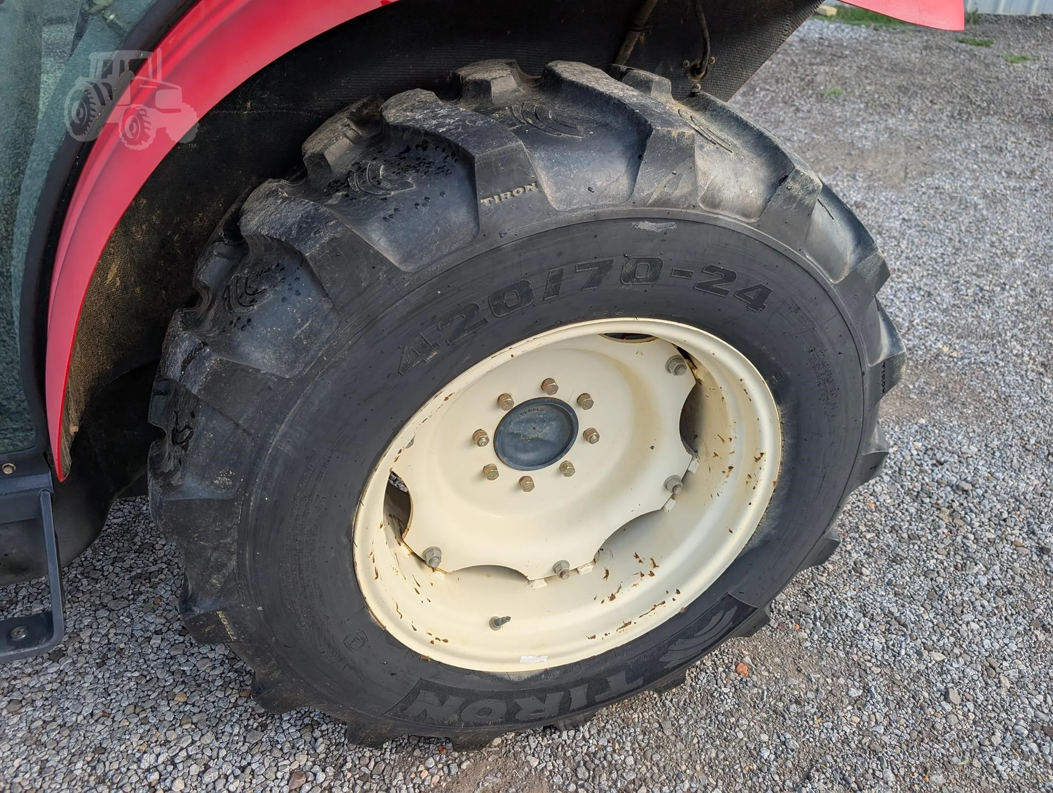 2017 BRANSON 4225C Tractor - Image 9