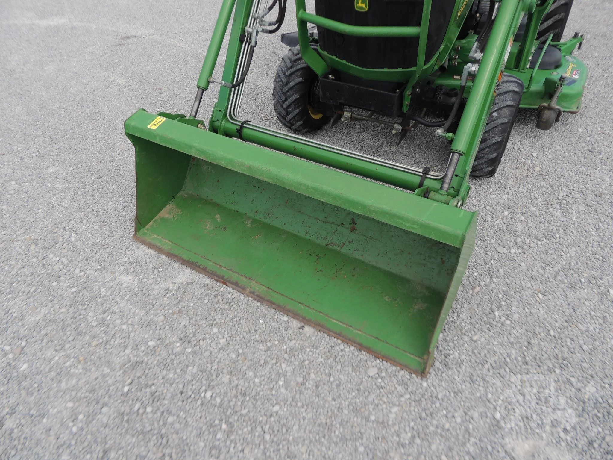 2011 JOHN DEERE 1023E Tractor - Image 8