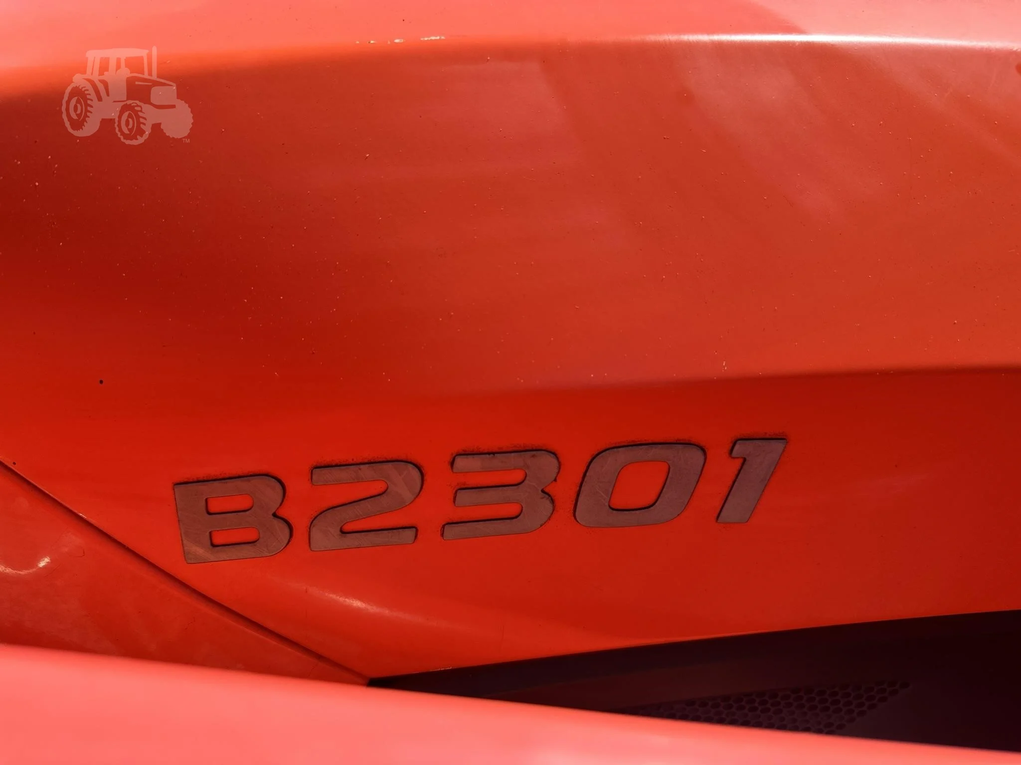 2017 KUBOTA B2301 Tractor - Image 4