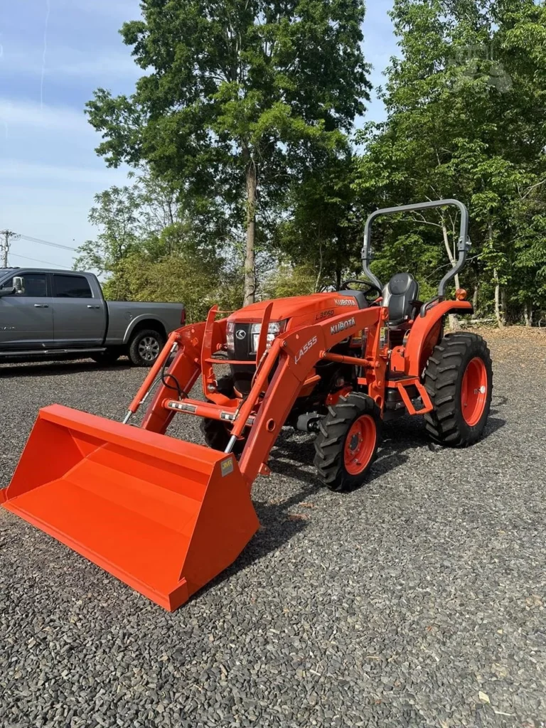 2021 KUBOTA L3560 Tractor