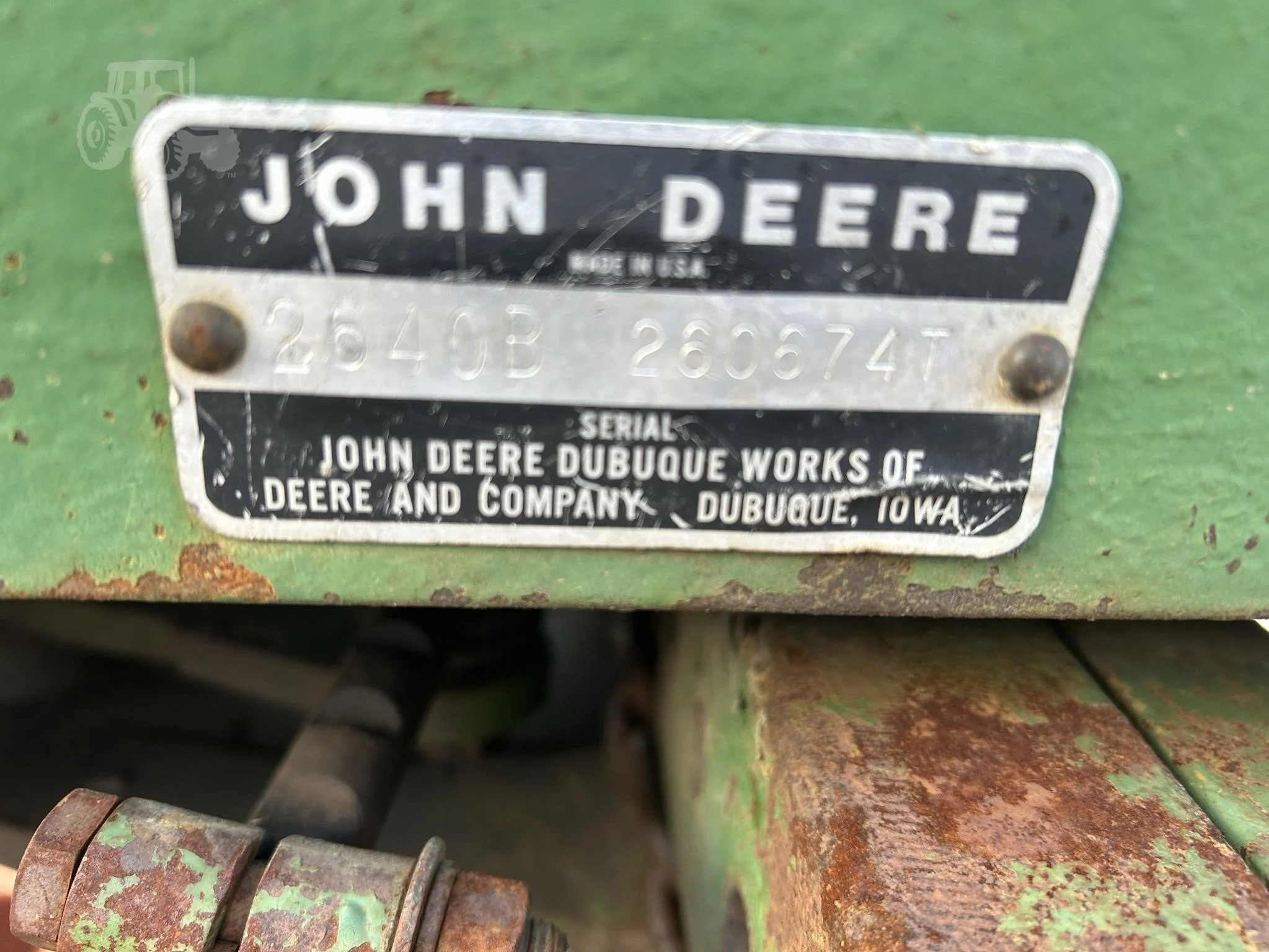 1978 John Deere 2640 Utility Tractor - Image 2