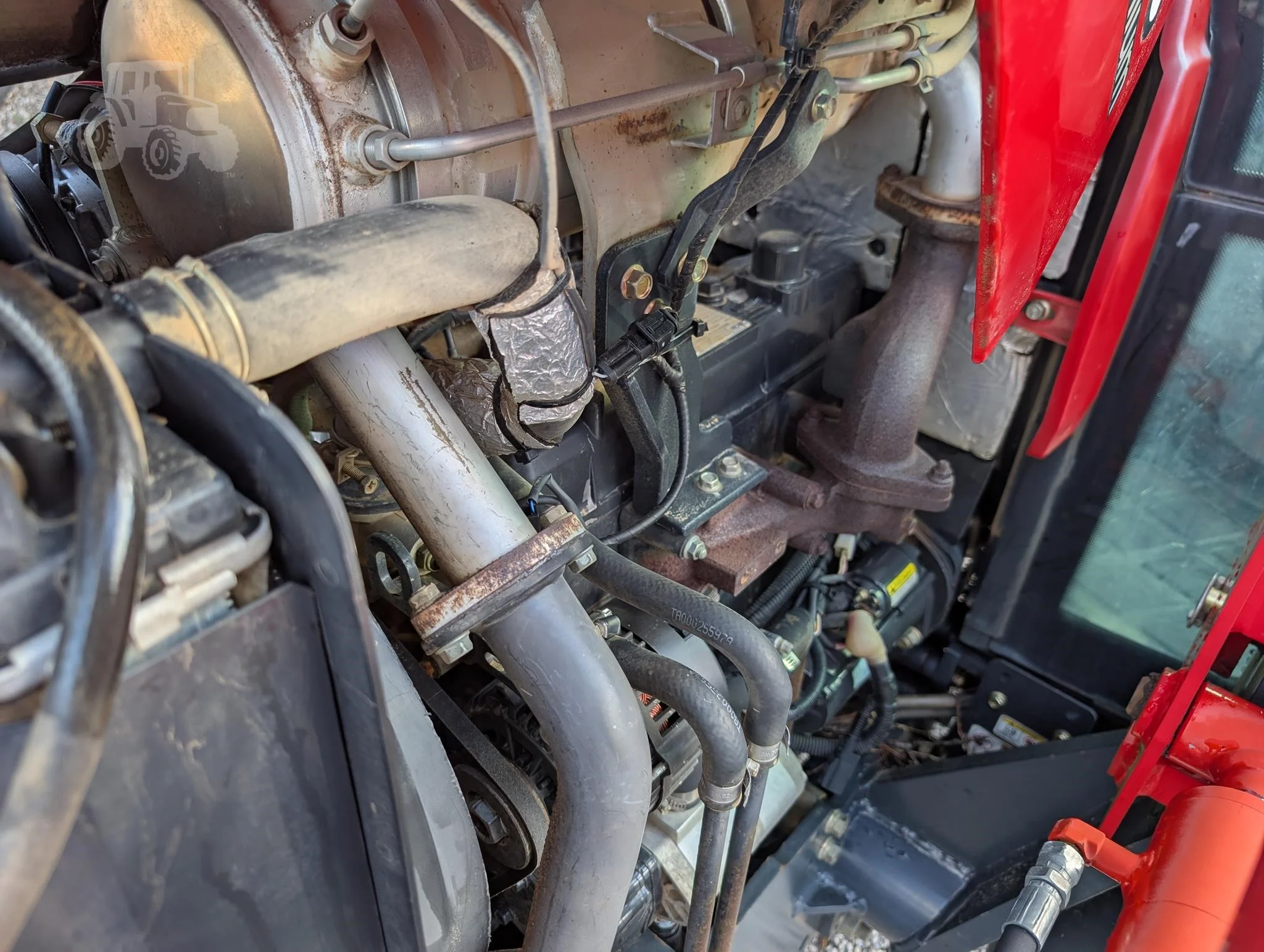 2017 BRANSON 4225C Tractor - Image 15