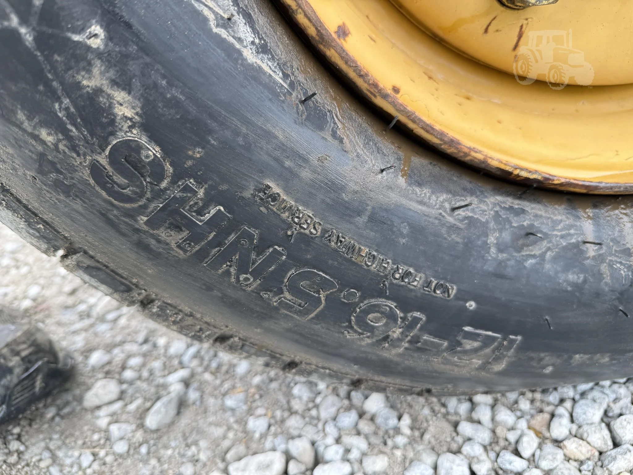 1995 FORD 445D Tractor - Image 10